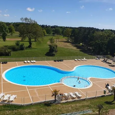 Apartament Charming With Dishwasher Located At A Golf Course LʼAiguillon-sur-Vie