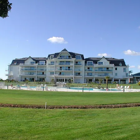Charming With Dishwasher Located At A Golf Course Apartament LʼAiguillon-sur-Vie