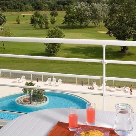 Apartament Charming With Dishwasher Located At A Golf Course LʼAiguillon-sur-Vie
